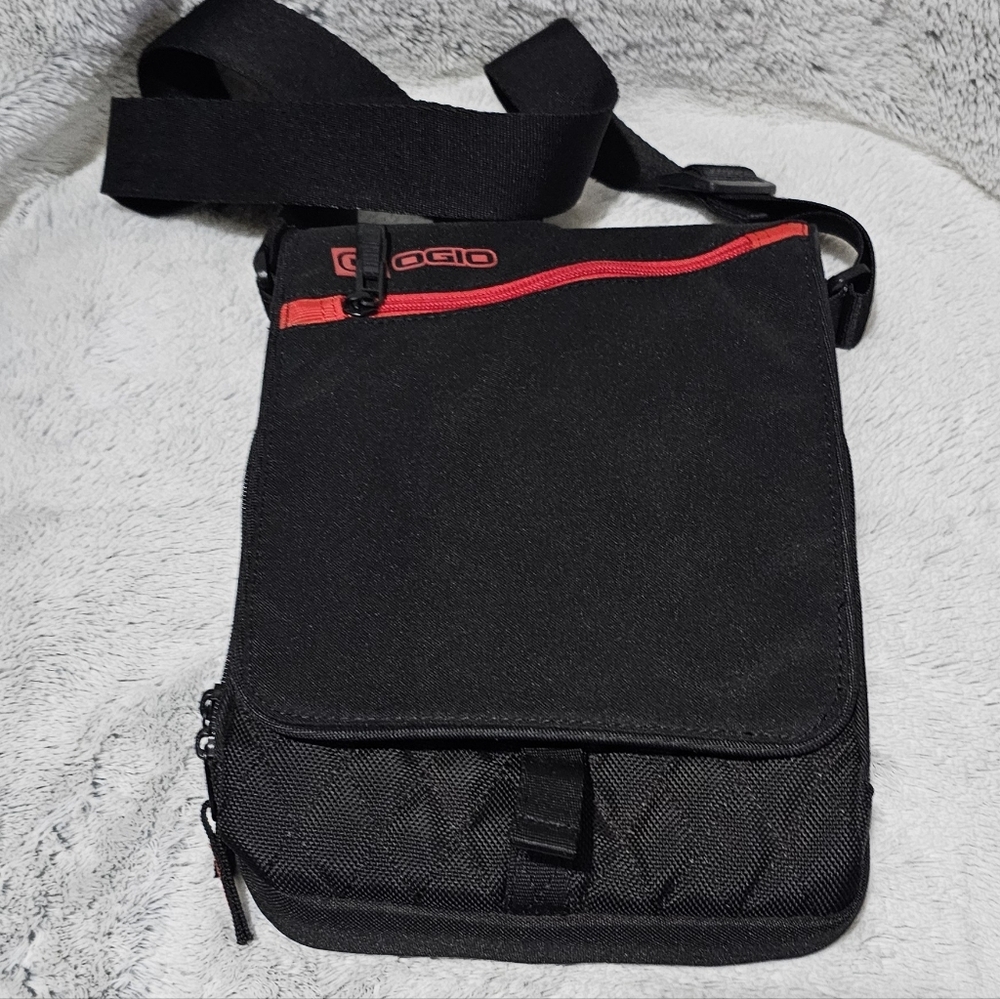 OGIO Module Sleeve Shoulder Bag